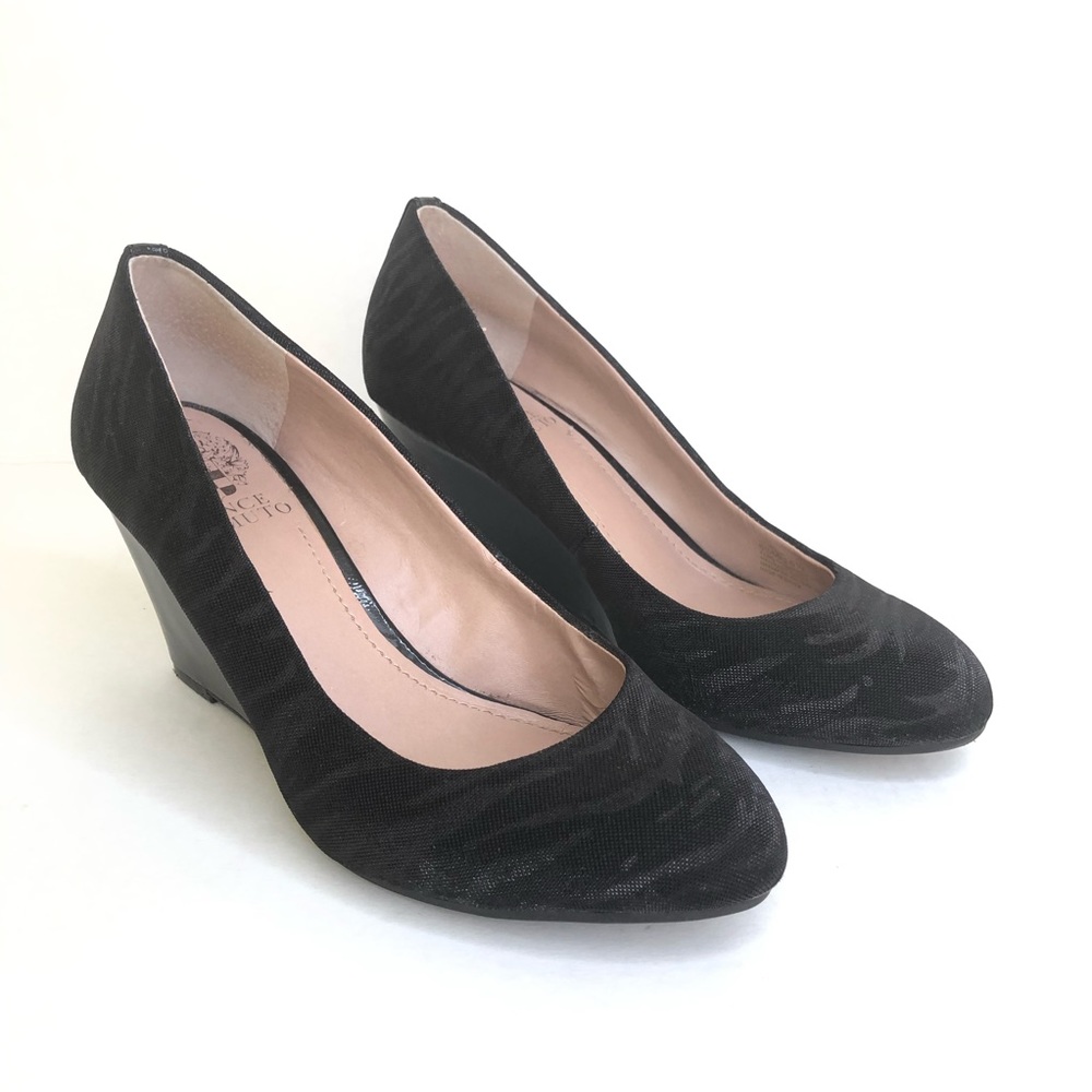 Vince Camuto Wedged  Print Heels Black Sz 6.5